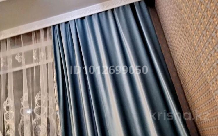 2-комнатная квартира · 54 м² · 9/9 этаж, Восток3 14 за 160 000 ₸ в Караганде, Алихана Бокейханова р-н — фото 2