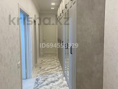 3-комнатная квартира · 80 м² · 4/6 этаж, мкр Новый Город, Ермекова 102/1 за 49 млн ₸ в Караганде, Казыбек би р-н