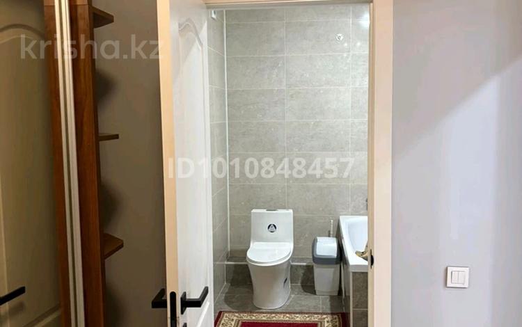 2-бөлмелі пәтер · 58 м² · 8/9 қабат, Жусипбек Аймауытова 15А — Мечеть, аптека, садик, салон, магнум, бағасы: 230 000 ₸ в  — фото 2