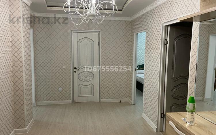 2-бөлмелі пәтер · 80 м² · 5/9 қабат, Авангард 2мкр 23Б, бағасы: 15 000 〒 в Атырау, мкр Авангард-2 — фото 2
