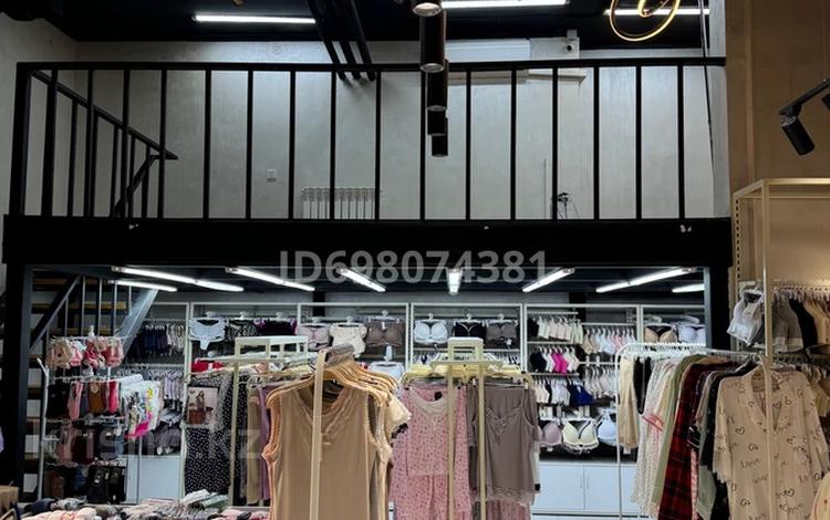 Магазины и бутики · 20 м² за 300 000 ₸ в Астане, Нура р-н — фото 2