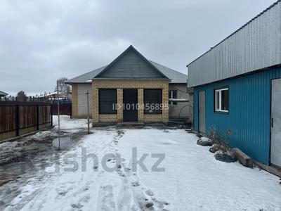 Жеке үй · 3 бөлме · 80 м² · 10 жүзд., Кордон Соловьский 1/1, бағасы: 33 млн ₸ в Семее