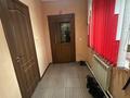 Жеке үй · 3 бөлме · 80 м² · 10 жүзд., Кордон Соловьский 1/1, бағасы: 33 млн ₸ в Семее — фото 2