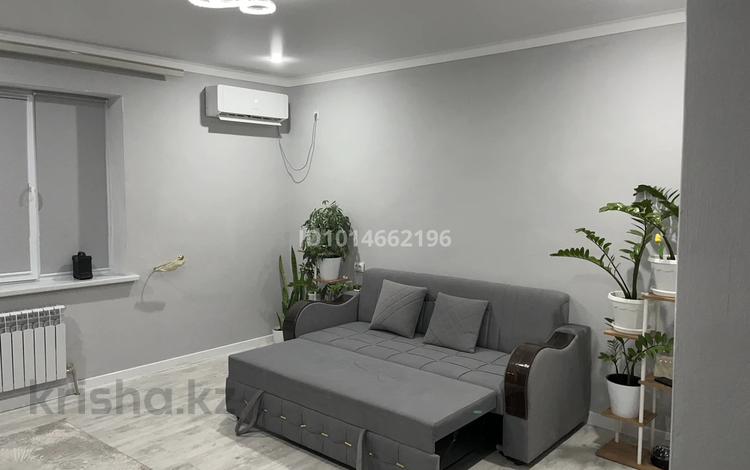 2-бөлмелі пәтер · 58 м² · 1/7 қабат, Есімхан 17/5 — Стадион, Музсарай, бағасы: 23 млн ₸ в Туркестане — фото 2
