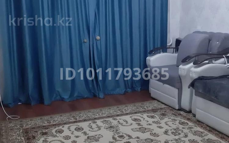 2-комнатная квартира · 44 м² · 1/5 этаж, мкр Акбулак 4 за 11 млн ₸ в Таразе — фото 2
