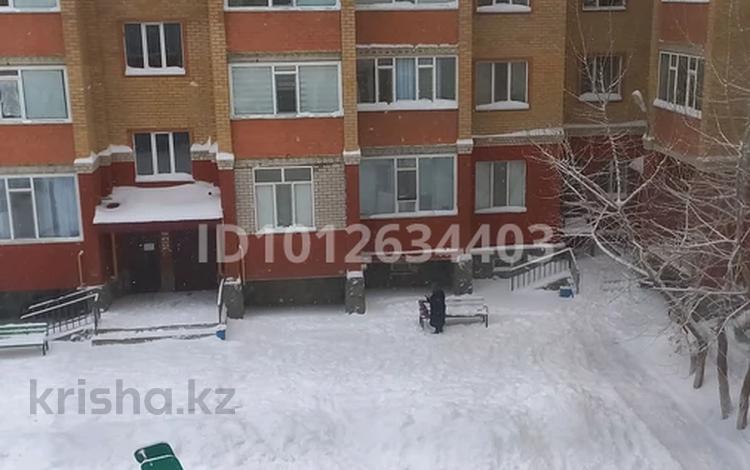 1-комнатная квартира · 50 м² · 4/5 этаж, Бурабай 13 за 120 000 ₸ в Актобе, мкр. Курмыш — фото 2