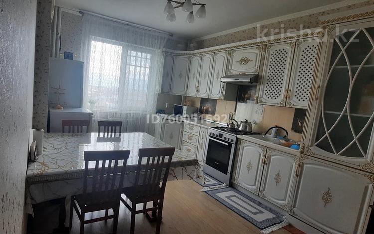 4-бөлмелі пәтер · 110 м² · 6/9 қабат, Маметова 29, бағасы: 40 млн ₸ в Атырау, мкр Жилгородок — фото 2