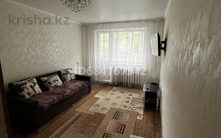 2-комнатная квартира · 48 м² · 3/5 этаж, мкр Новый Город, Ермекова — Магазин юбилейный, парихмахерская Айсулу во дворе за 180 000 ₸ в Караганде, Казыбек би р-н — фото 4