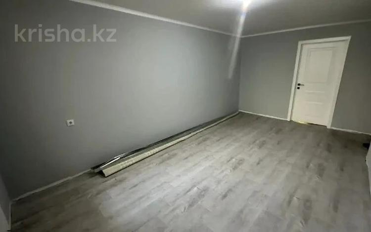 3-бөлмелі пәтер · 62 м² · 2/5 қабат, Аксай, бағасы: 39.5 млн ₸ в Алматы, Ауэзовский р-н — фото 2