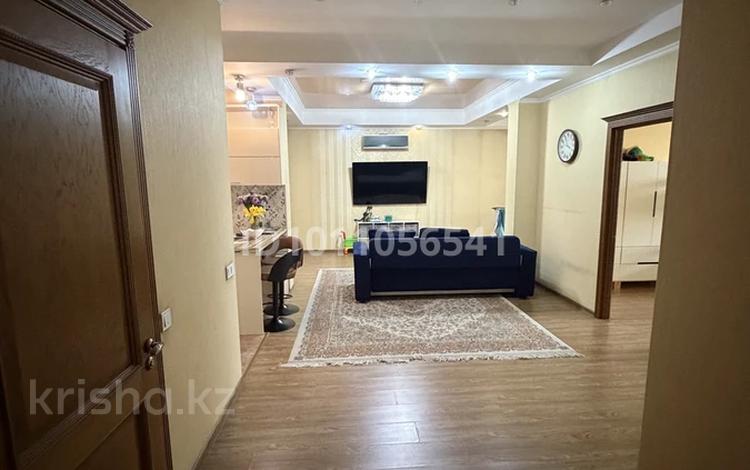 3-комнатная квартира · 92 м², улица Евгения Брусиловского 163 за 63 млн ₸ в Алматы, Алмалинский р-н — фото 2