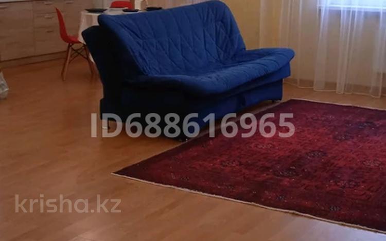 3-бөлмелі пәтер · 92 м² · 11/16 қабат, Валиханова 12 — Торговый дом Жаннур, бағасы: 400 000 ₸ в Астане, р-н Байконур — фото 2