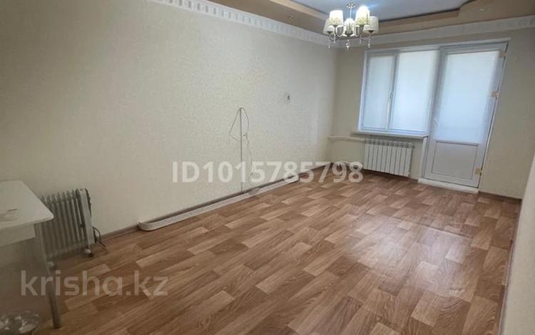 2-бөлмелі пәтер · 44 м² · 5/5 қабат, Шукыр еркинов 26а, бағасы: 13 млн ₸ в Атырау, мкр Привокзальный-3А — фото 2