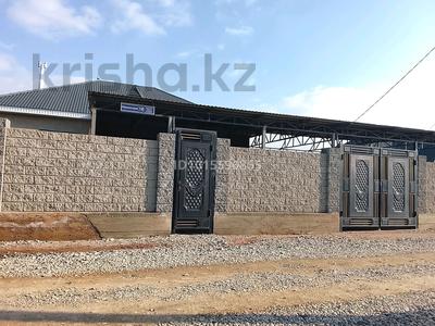 Жеке үй · 4 бөлме · 100 м² · 6 жүзд., Абрикосовая 18, бағасы: 25 млн ₸ в Таразе