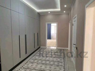 3-бөлмелі пәтер · 112 м² · 2/10 қабат, 17-й мкр 21, бағасы: 47 млн ₸ в Актау