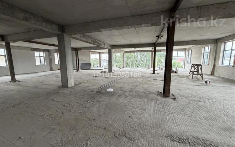 Свободное назначение · 1100 м² за 6 400 ₸ в Алматы, Алатауский р-н — фото 2