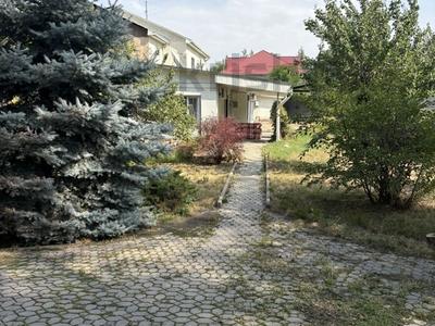 Отдельный дом · 5 комнат · 205 м² · 7 сот., Яссауи 14 — Жандосова за 135 млн ₸ в Алматы, Ауэзовский р-н