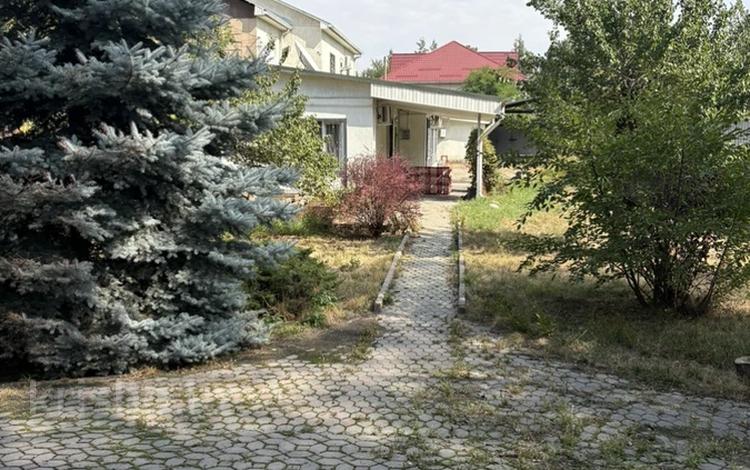 Отдельный дом · 5 комнат · 205 м² · 7 сот., Яссауи 14 — Жандосова за 135 млн ₸ в Алматы, Ауэзовский р-н — фото 2