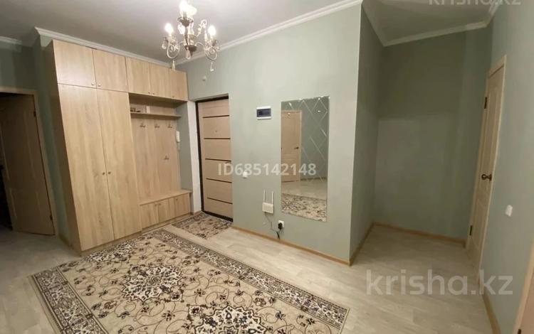 3-комнатная квартира, 80.3 м², 5/9 этаж, Бирлик за 26 млн 〒 в Зачаганске — фото 2