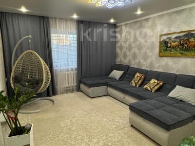 Отдельный дом · 6 комнат · 179 м² · 8 сот., Каирбекова 437 за 53 млн 〒 в Костанае