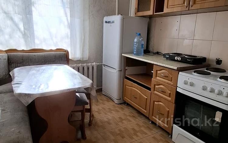4-комнатная квартира · 69 м² · 3/9 этаж, мкр Юго-Восток, Гапеева 9 за 180 000 ₸ в Караганде, Казыбек би р-н — фото 2