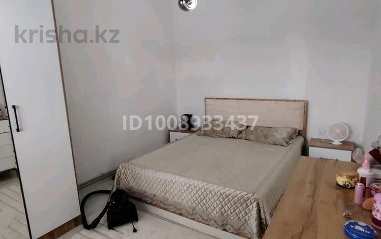 Жеке үй · 3 бөлме · 60 м² · 4 сот., Женіс 68А, бағасы: 21 млн ₸ в Шалкар — фото 2