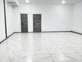Свободное назначение, офисы, магазины и бутики, салоны красоты, фитнес и спорт, медцентры и аптеки, образование, конференц-залы, кабинеты и рабочие места, студии · 93 м² за 250 000 ₸ в Актобе, мкр. Алтын орда