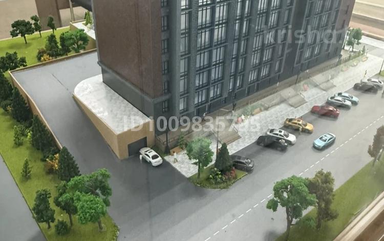 3-комнатная квартира · 102.51 м² · 9/9 этаж, Даумова 61/1 за 43 млн ₸ в Уральске — фото 5