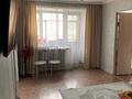 2-бөлмелі пәтер · 46 м² · 4/5 қабат, Майкудук, 12й микрорайон, бағасы: 13 млн ₸ в Караганде, Алихана Бокейханова р-н