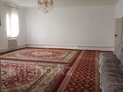 Отдельный дом · 6 комнат · 200 м², Лапина 1/ 16 — Шанхай.Ақмарал ресторан фитнесс зал касында за 150 000 〒 в 