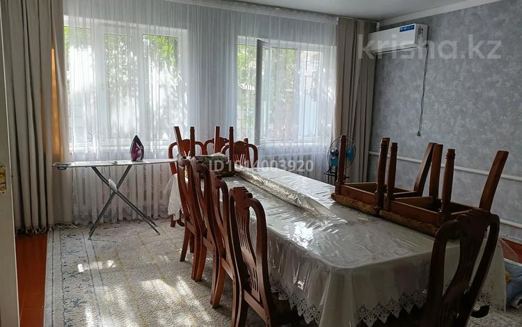 Отдельный дом · 5 комнат · 250 м² · 15 сот., Конакбаева 22 за 38 млн ₸ в Мерке — фото 2