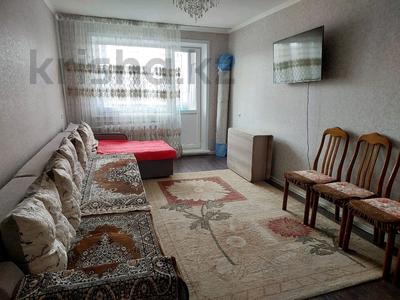 2-комнатная квартира, 45 м², 3/5 этаж, мкр Юго-Восток, Муканова за 18.1 млн 〒 в Караганде, Казыбек би р-н