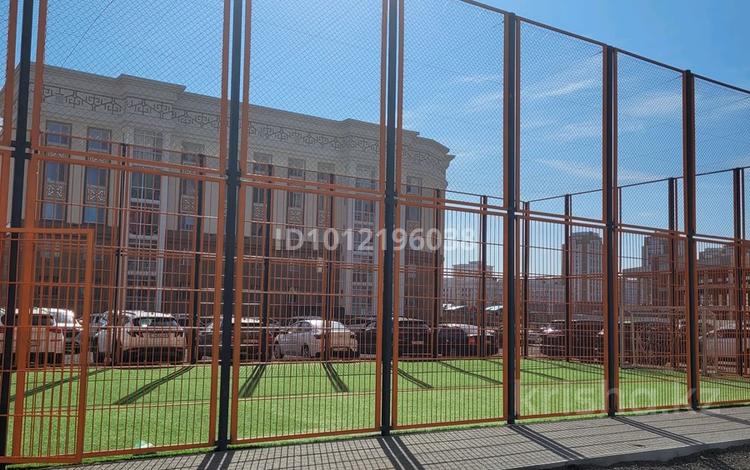 4-бөлмелі пәтер · 100 м² · 4/7 қабат, Қайым Мухамедханова 28Б, бағасы: 52 млн ₸ в Астане, Нура р-н — фото 2