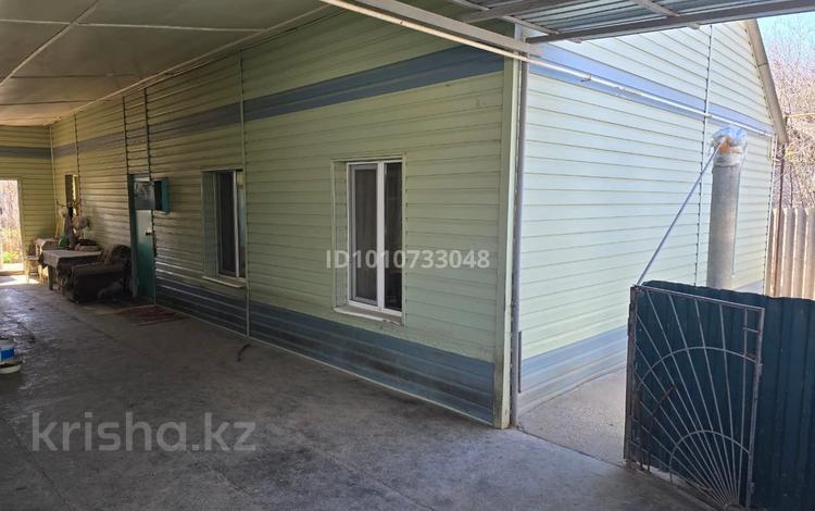 Дача · 3 комнаты · 100 м² · 6.5 сот., мкр Бозарык , Мкр Бозарык Вишнёвая 6 за 16 млн ₸ в Шымкенте, Абайский р-н — фото 2