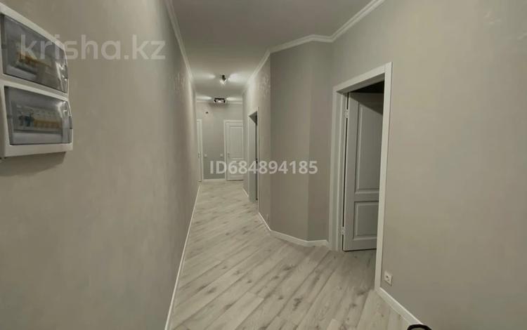 3-комнатная квартира · 87.1 м² · 16/18 этаж, мкр Юго-Восток, Шахтеров 52а — Напротив Старой Корзины за 40 млн 〒 в Караганде, Казыбек би р-н — фото 2