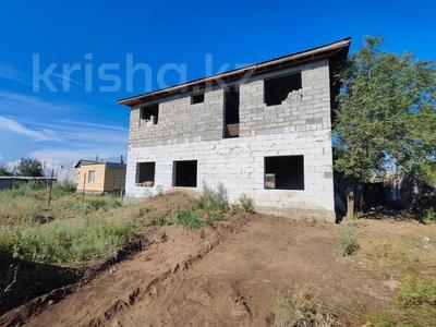 6-бөлмелі пәтер · 230 м² · 2 қабат, Капара Смагулова 1, бағасы: 12.2 млн ₸ в Кенжеколе