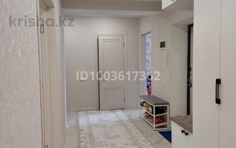 3-бөлмелі пәтер · 102 м² · 4/5 қабат, Ульяны Громовой 15, бағасы: 39 млн ₸ в Уральске — фото 2
