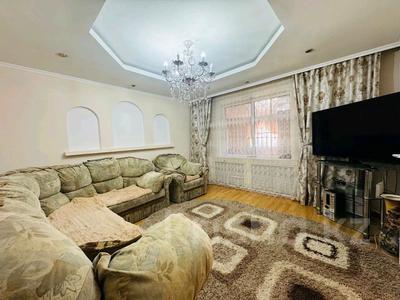 Отдельный дом · 4 комнаты · 120 м² · 8 сот., Ауэзова 10 за 26.5 млн 〒 в Шахтинске