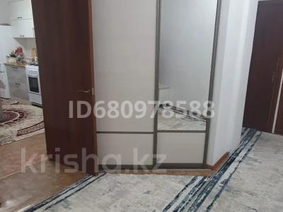 Продажа квартир в Жамбылской обл.: 2-комнатная квартира · 62.5 м² · 1/5 этаж, Арай-2 16 — НИШ за 16.3 млн 〒 2-комнатная квартира · 62.5 м² · 1/5 этаж, Арай-2 16 — НИШ за 16.3 млн 〒 в Таразе