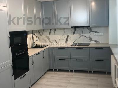 3-бөлмелі пәтер · 85 м² · 2/4 қабат, Сейфуллина 23 — Супермаркет Самаз, бағасы: 350 000 ₸ в Жезказгане