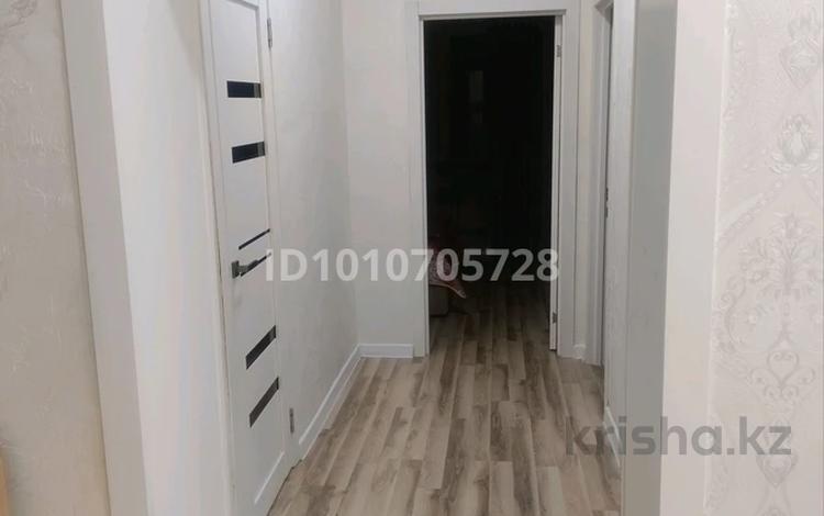 3-бөлмелі пәтер · 90 м² · 1/4 қабат, Тилеулина 88, бағасы: 250 000 ₸ в Кокшетау — фото 2