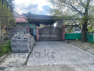 Отдельный дом · 2 комнаты · 50 м² · 6 сот., мкр Калкаман-2 14 — Жандосова грозы за 95 млн 〒 в Алматы, Наурызбайский р-н