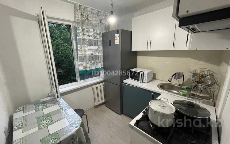 2-бөлмелі пәтер · 46 м² · 3/4 қабат, мкр №1 38 — Базар Сарыарка, ТЦ Москва, бағасы: 200 000 ₸ в Алматы, Ауэзовский р-н — фото 4