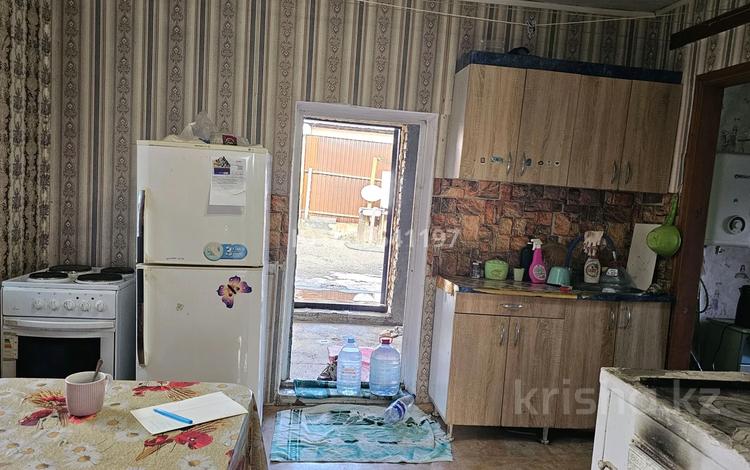 Отдельный дом · 3 комнаты · 53 м², Школьный 6 — Цент таловке за 60 000 〒 в Риддере — фото 2