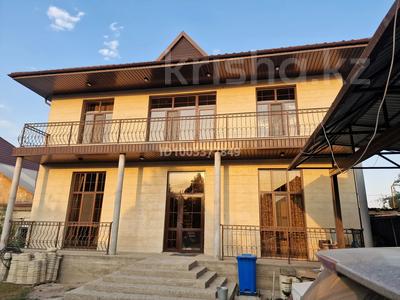 Отдельный дом · 7 комнат · 280 м² · 9.2 сот., мкр Курылысшы Ясная поляна 3 за 205 млн ₸ в Алматы, Алатауский р-н