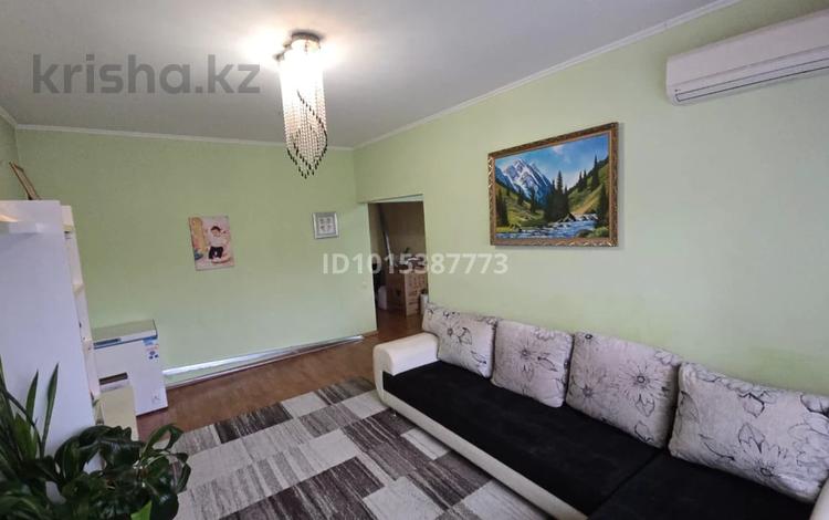 3-комнатная квартира · 70 м² · 5/9 этаж, мкр Самал-3 268 — Достык Омарова за 70 млн ₸ в Алматы, Медеуский р-н — фото 2