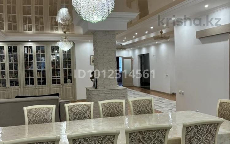 3-бөлмелі пәтер · 180 м² · 2/6 қабат, Каллаякова, бағасы: 35 000 ₸ в Актобе — фото 2