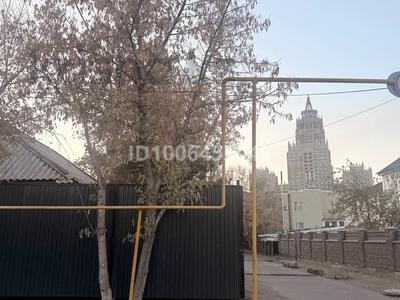 Отдельный дом · 4 комнаты · 160 м² · 7 сот., мкр Шубар, Мендешева 48 — Мендешева 48 за 87 млн 〒 в Астане, Есильский р-н