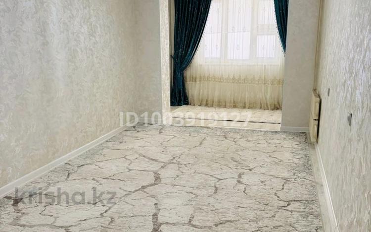 3-бөлмелі пәтер · 71 м² · 4/5 қабат, 27-й мкр 33 — ТЦ Байтерек, бағасы: 22 млн ₸ в Актау — фото 2