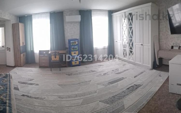 2-бөлмелі пәтер · 67.9 м² · 4/6 қабат, 11 ш/а., Шайкенова 12, бағасы: 22.5 млн ₸ в Актобе, мкр 11 — фото 8