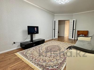 2-комнатная квартира · 75 м² · 4/5 этаж, мкр Северо-Восток, Северо-Восток 2 42 — Северо-Восток, 6 мкр, ТД Аяжан, Циолковский за 16 000 ₸ в Уральске